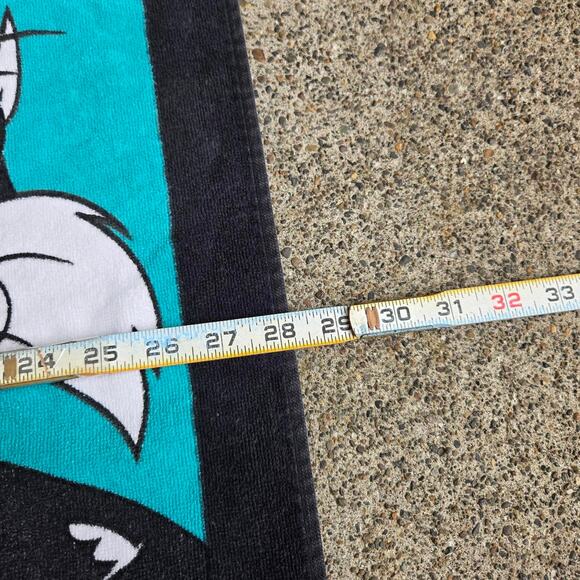 Vtg 90s LOONEY TUNES Characters Box Logo All Over Print Cartoon Beach Towel - Picture 5 of 5